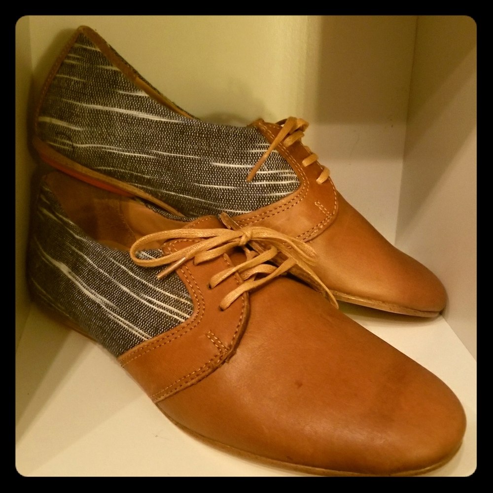 Handmade Sseko Oxford Shoes - NEW